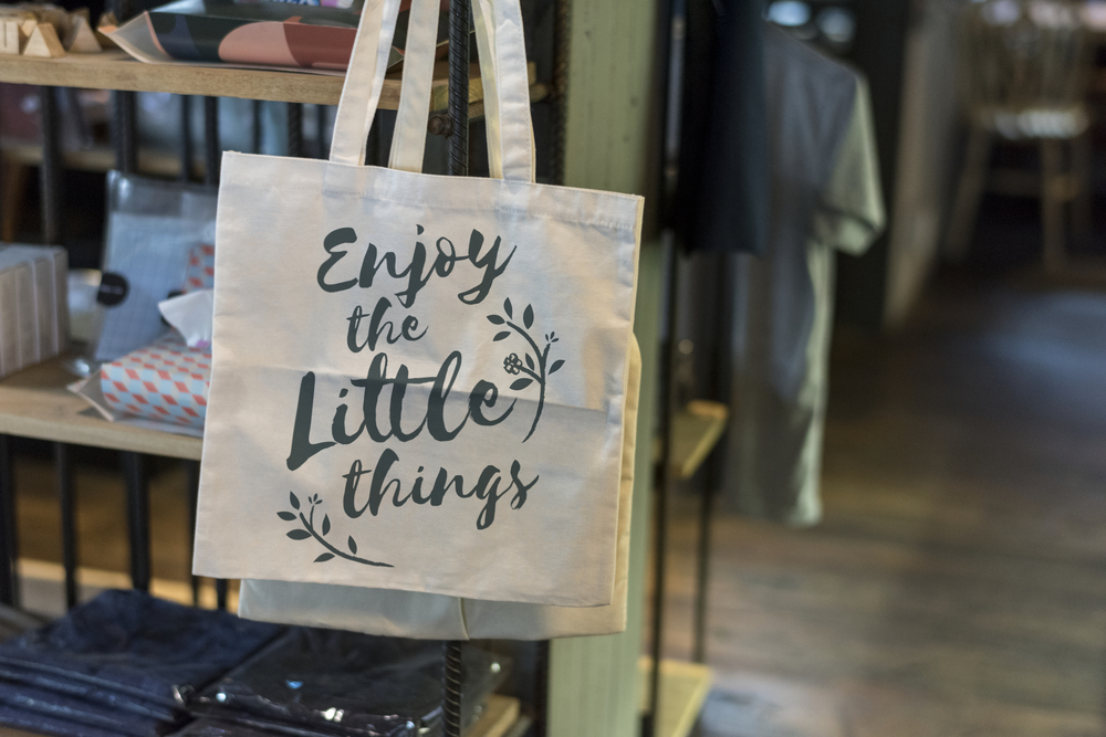 6 Ways To Decorate Plain Canvas Tote Bags In Australia
